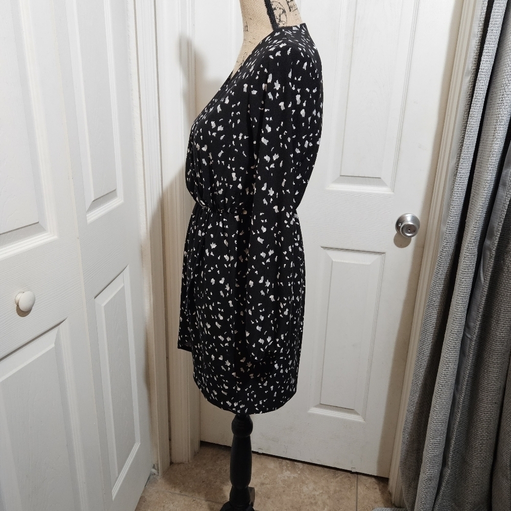 Forever 21 Long Sleeve Black & Silver Print Mini Dress Size M - Picture 6 of 10
